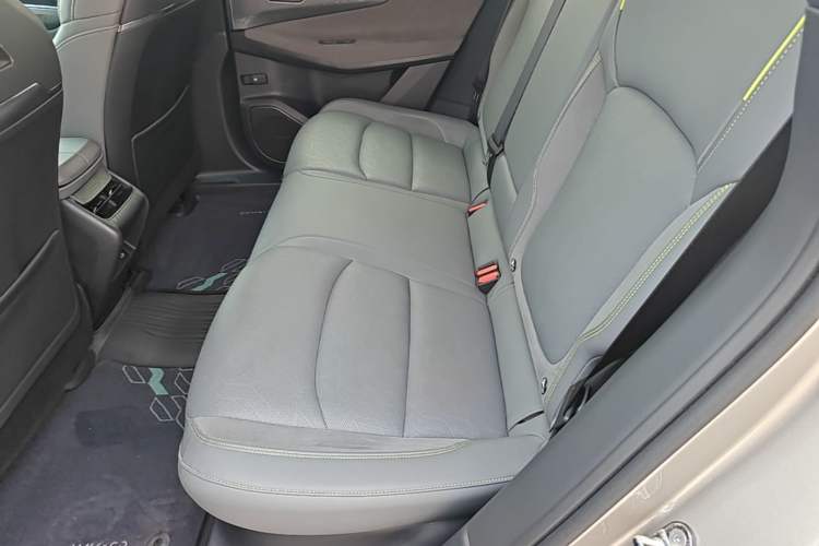 Used Lynk & Co 08 EM-P 2023 120km Long-Range Halo Left Rear Seat