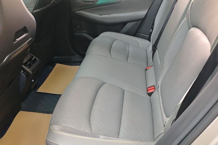 Used Lynk & Co 08 EM-P 2023 120km Long-Range Pro Left Rear Seat