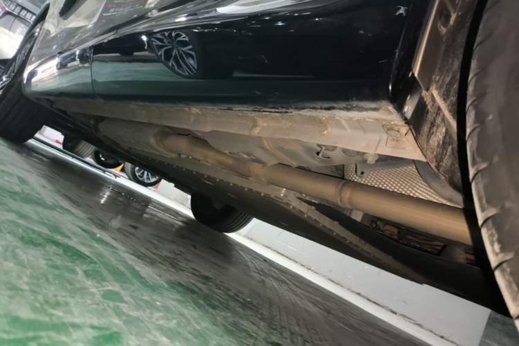 Used Lynk & Co 08 EM-P 2023 245km Ultra-Long Range Halo Left Side Sill