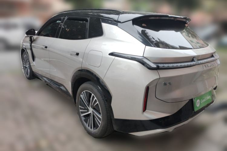 Used Lynk & Co 08 EM-P 2023 120km Long-Range Halo Rear Left 45 Deg
