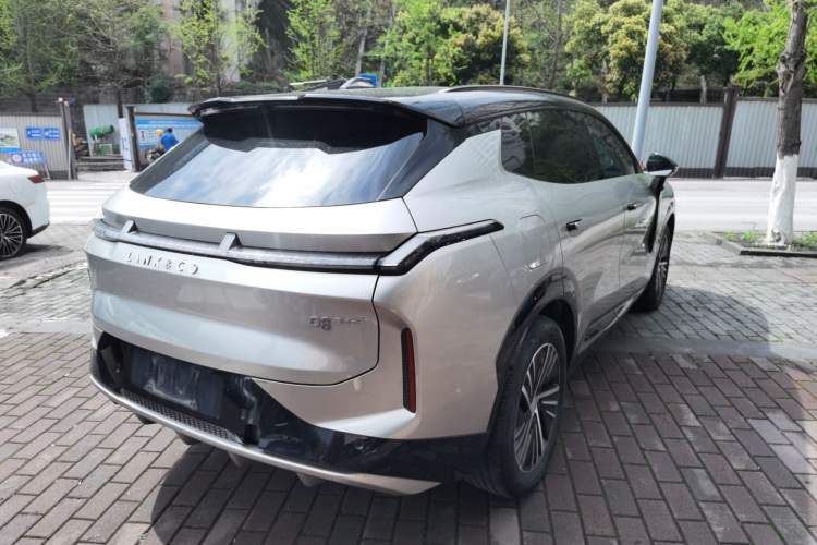 Used Lynk & Co 08 EM-P 2023 120km Long-Range Halo Rear Right 45 Deg