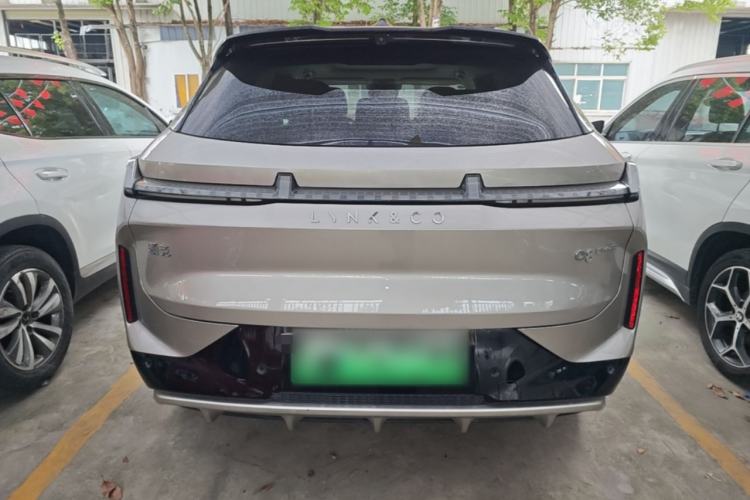 Used Lynk & Co 08 EM-P 2023 220km All-Wheel-Drive Performance Halo Rear