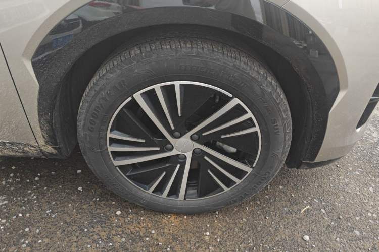 Used Lynk & Co 08 EM-P 2023 120km Long-Range Pro Right Front Wheel Hub