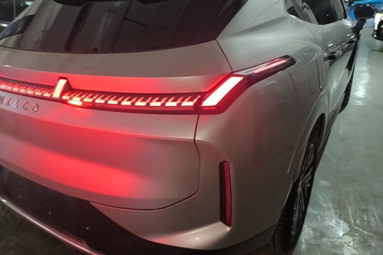 Used Lynk & Co 08 EM-P 2023 245km Ultra-Long Range Halo Right Rear Taillight