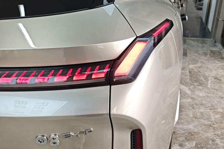 Used Lynk & Co 08 EM-P 2023 120km Long-Range Pro Right Rear Taillight