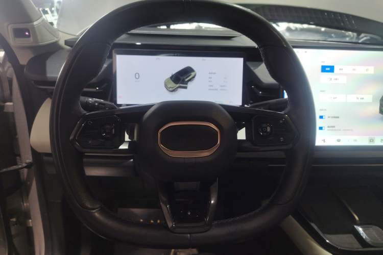 Used Lynk & Co 08 EM-P 2023 245km Ultra-Long Range Halo Steering Wheel
