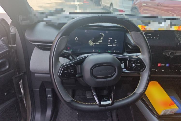 Used Lynk & Co 08 EM-P 2023 120km Long-Range Halo Steering Wheel