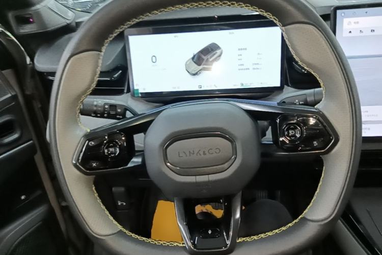 Used Lynk & Co 08 EM-P 2023 245km Ultra-Long Range Halo Steering Wheel