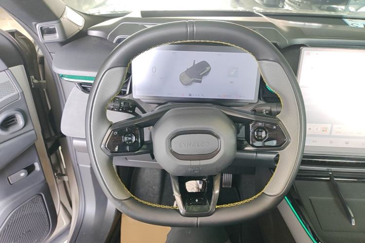 Used Lynk & Co 08 EM-P 2023 120km Long-Range Halo Steering Wheel