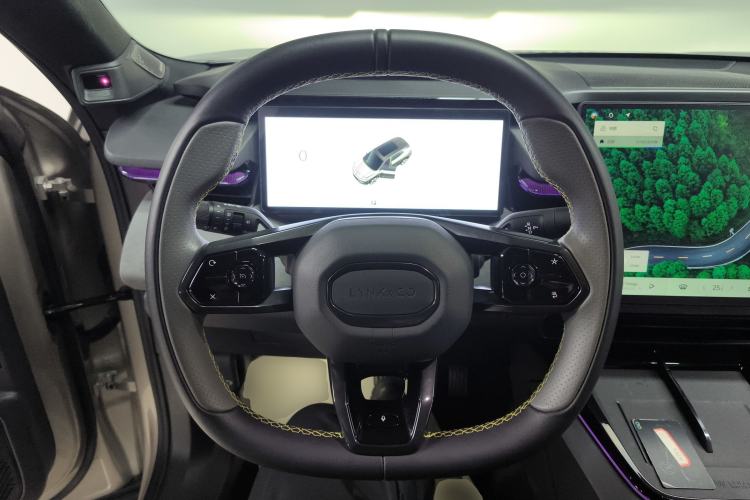 Used Lynk & Co 08 EM-P 2023 245km Ultra-Long Range Halo Steering Wheel