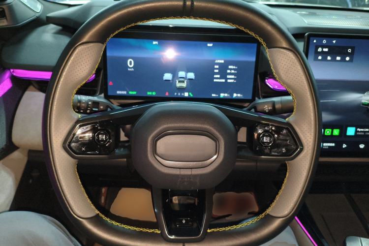 Used Lynk & Co 08 EM-P 2023 245km Ultra-Long Range Halo Steering Wheel