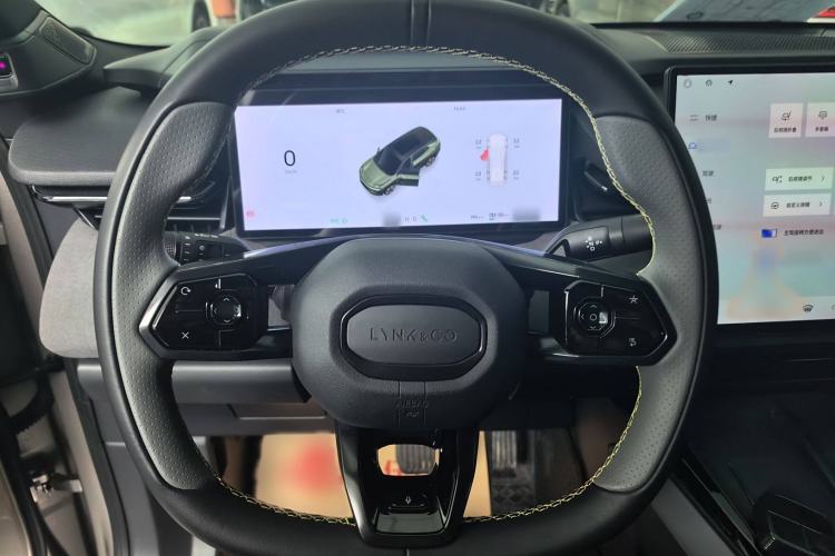 Used Lynk & Co 08 EM-P 2023 245km Ultra-Long Range Halo Steering Wheel