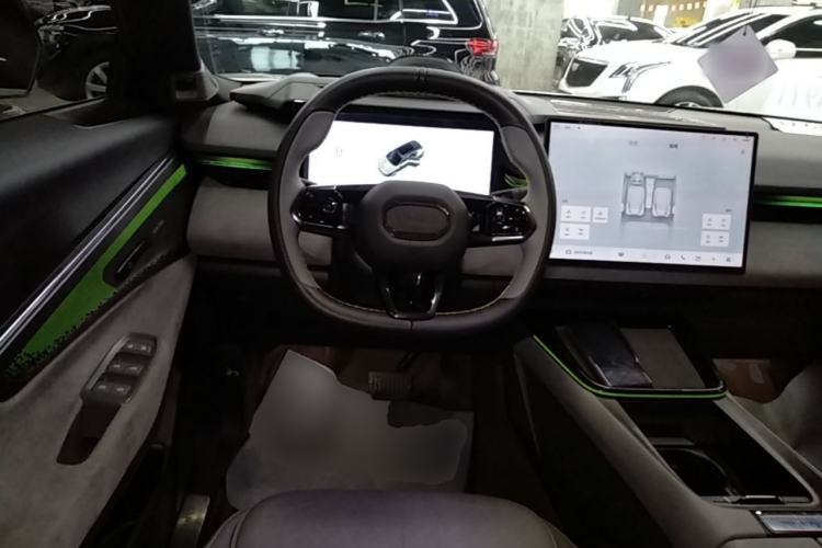 Used Lynk & Co 08 EM-P 2023 245km Ultra-Long Range Halo Steering Wheel
