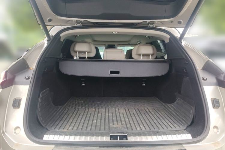 Used Lynk & Co 08 EM-P 2023 245km Ultra-Long Range Halo Trunk