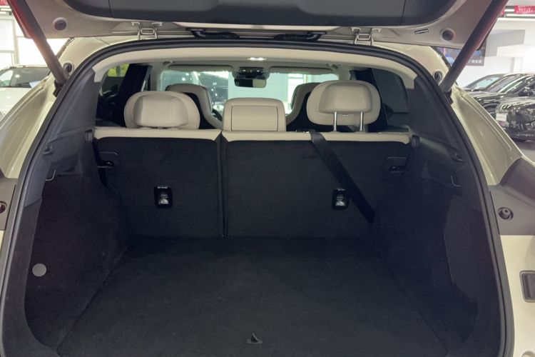 Used Lynk & Co 08 EM-P 2023 245km Ultra-Long Range Halo Trunk