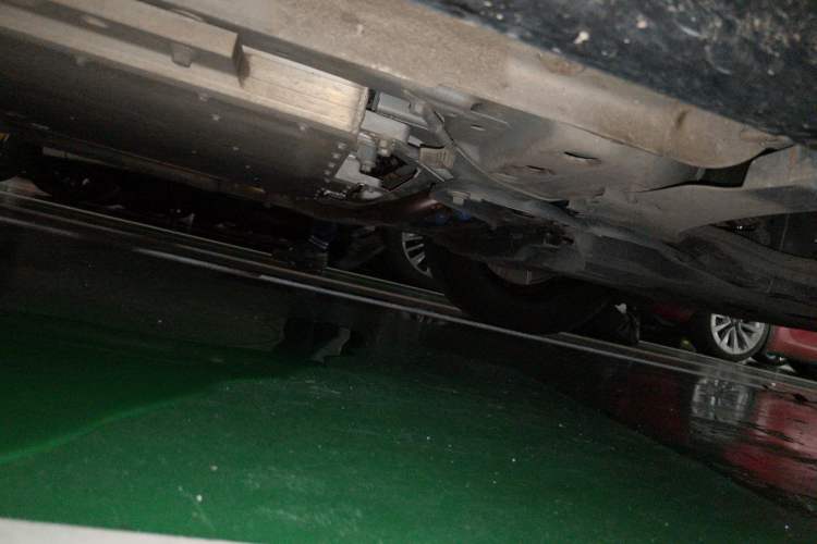 Used Lynk & Co 08 EM-P 2023 120km Long-Range Halo Chassis Front Right