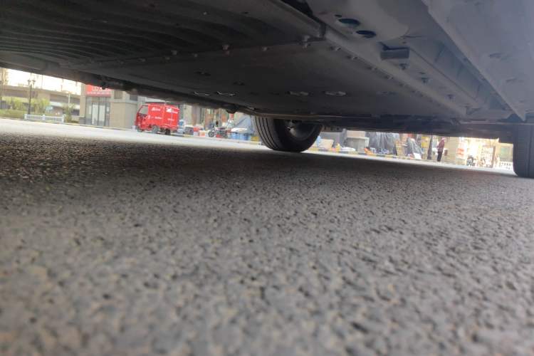Used Lynk & Co 08 EM-P 2023 120km Long-Range Halo Chassis Rear Right