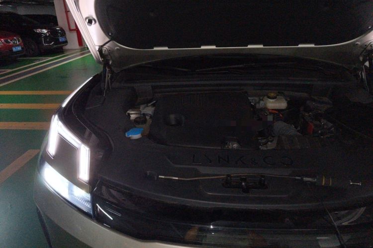 Used Lynk & Co 08 EM-P 2023 120km Long-Range Halo Engine Bay Right