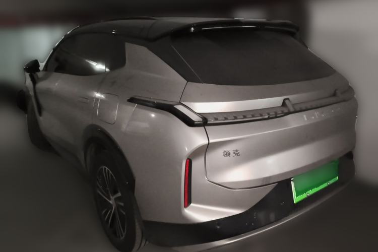 Used Lynk & Co 08 EM-P 2023 120km Long-Range Halo Rear Left 45 Deg
