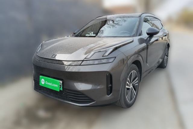Used Lynk & Co 08 EM-P 2023 120km Long-Range Halo