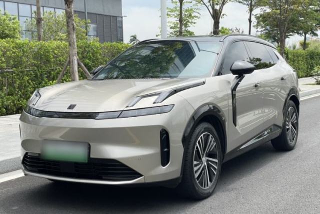 Used Lynk & Co 08 EM-P 2023 245km Ultra-Long Range Halo