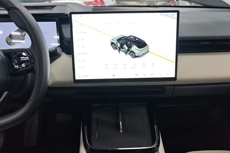 Used Lynk & Co 08 EM-P 2023 245km Ultra-Long Range Halo Audio And AC Panel