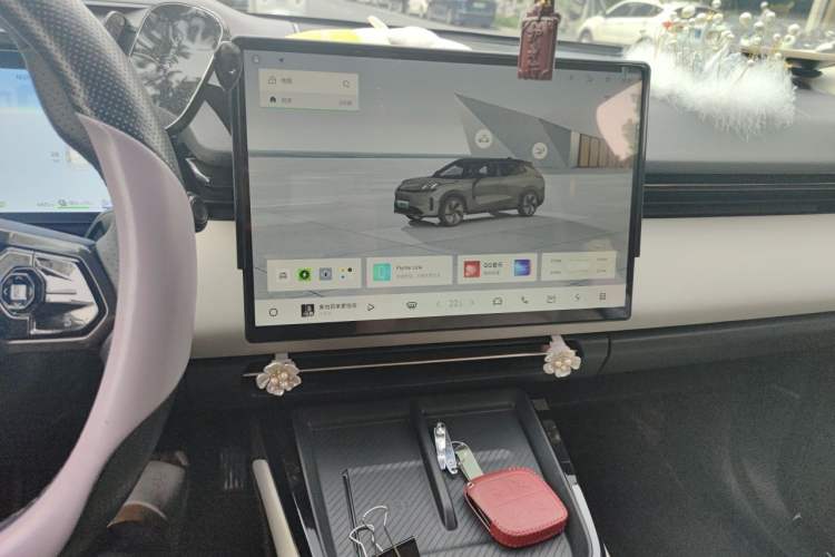 Used Lynk & Co 08 EM-P 2023 245km Ultra-Long Range Halo Audio And AC Panel