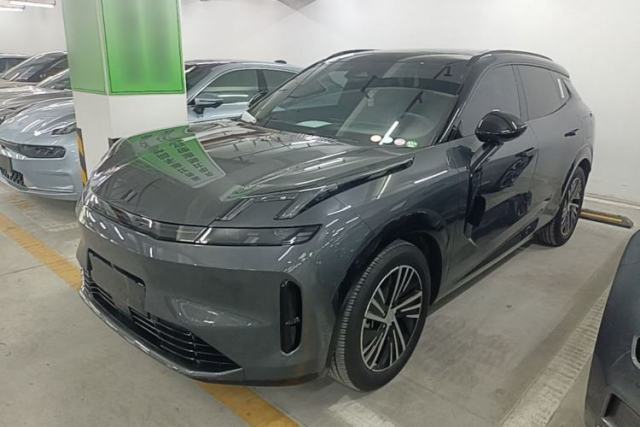 Used Lynk & Co 08 EM-P 2023 120km Long-Range Halo
