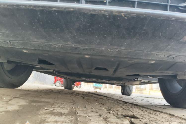 Used Lynk & Co 08 EM-P 2023 120km Long-Range Halo Chassis Front