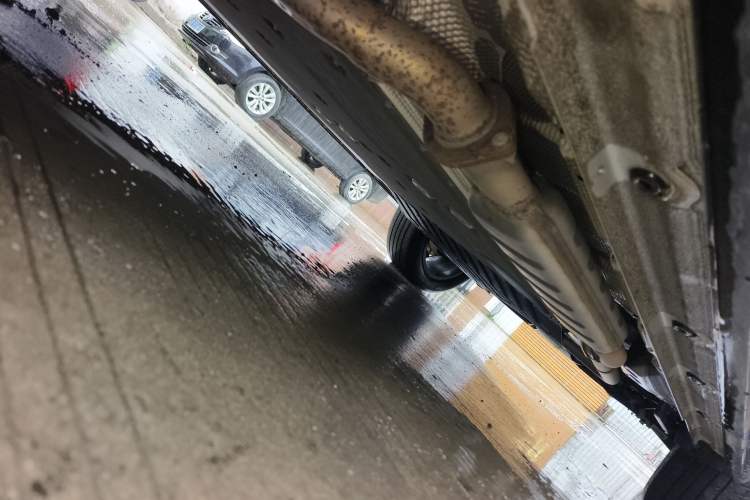 Used Lynk & Co 08 EM-P 2023 120km Long-Range Halo Chassis Front Left