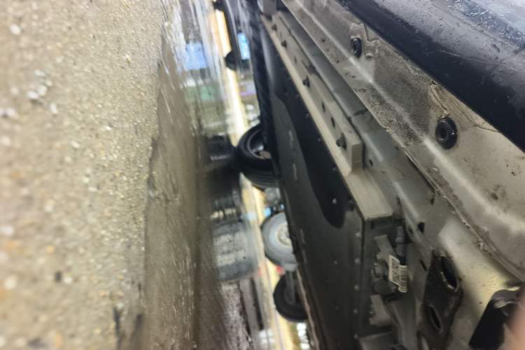 Used Lynk & Co 08 EM-P 2023 120km Long-Range Halo Chassis Front Right