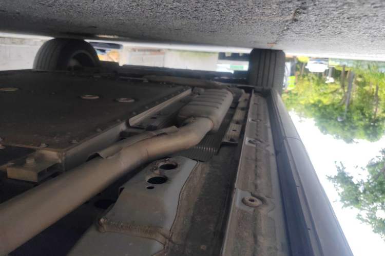 Used Lynk & Co 08 EM-P 2023 120km Long-Range Halo Chassis Rear Left
