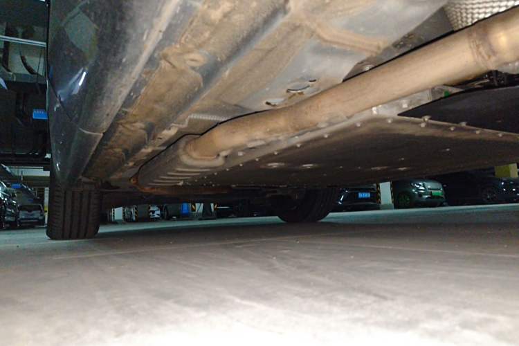Used Lynk & Co 08 EM-P 2023 120km Long-Range Pro Chassis Rear Left