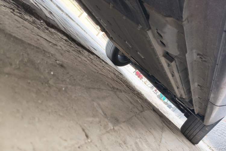 Used Lynk & Co 08 EM-P 2023 120km Long-Range Halo Chassis Rear Right