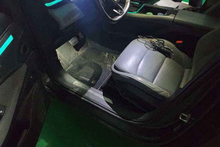 Used Lynk & Co 08 EM-P 2023 245km Ultra-Long Range Halo Driver Seat