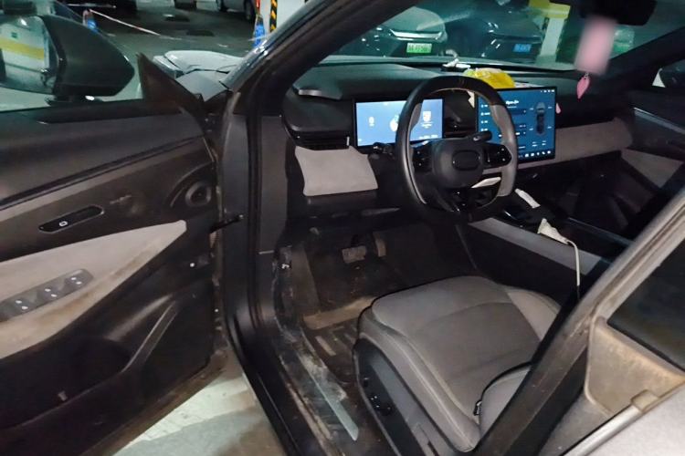 Used Lynk & Co 08 EM-P 2023 120km Long-Range Pro Driver Seat