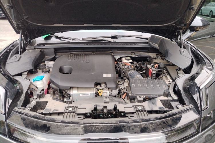 Used Lynk & Co 08 EM-P 2023 220km All-Wheel-Drive Performance Halo Engine Bay