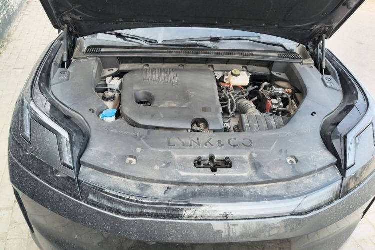 Used Lynk & Co 08 EM-P 2023 120km Long-Range Halo Engine Bay