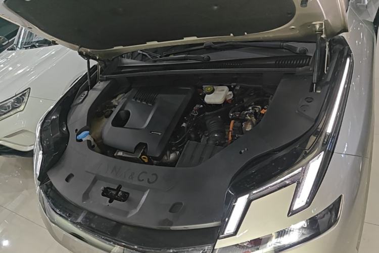 Used Lynk & Co 08 EM-P 2023 120km Long-Range Halo Engine Bay