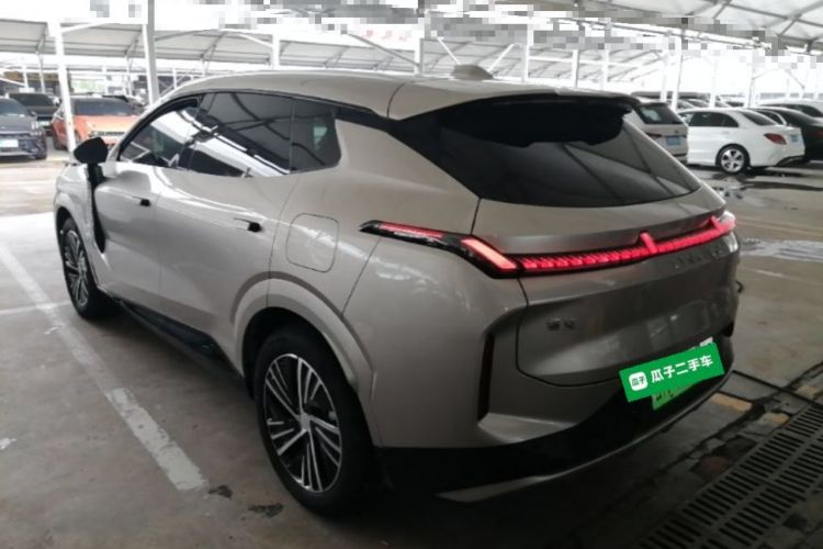 Used Lynk & Co 08 EM-P 2023 120km Long-Range Halo Exterior 2