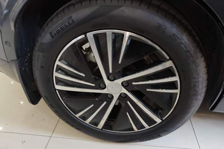 Used Lynk & Co 08 EM-P 2023 245km Ultra-Long Range Halo Exterior 5