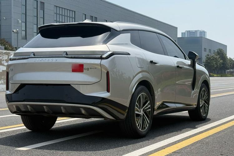 Used Lynk & Co 08 EM-P 2023 120km Long-Range Halo Exterior 5