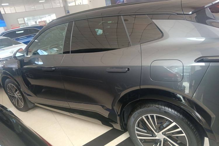 Used Lynk & Co 08 EM-P 2023 245km Ultra-Long Range Halo Exterior 5
