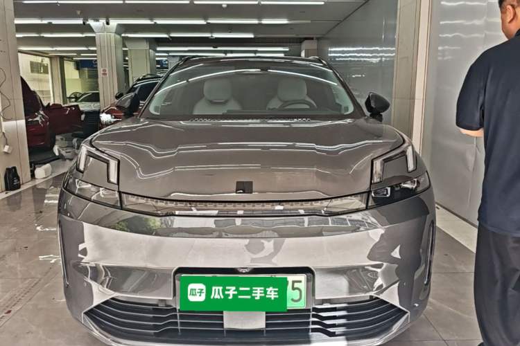 Used Lynk & Co 08 EM-P 2023 220km All-Wheel-Drive Performance Halo Front
