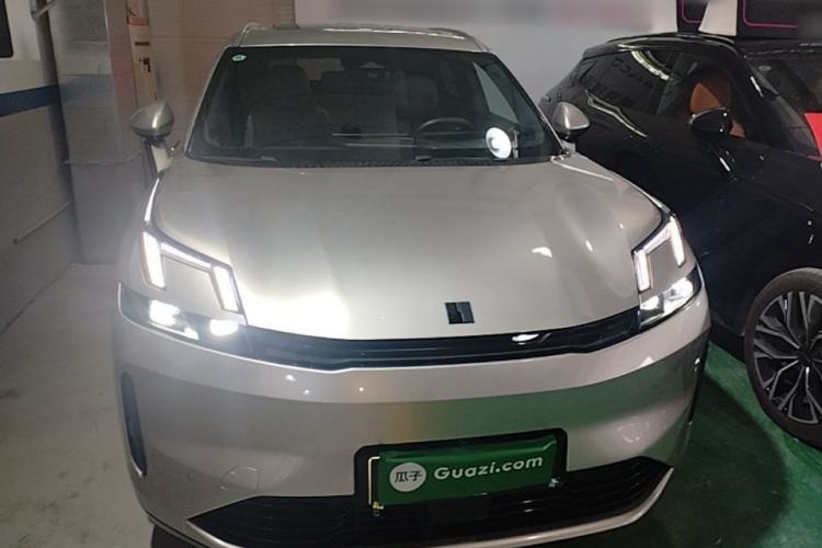 Used Lynk & Co 08 EM-P 2023 120km Long-Range Halo Front