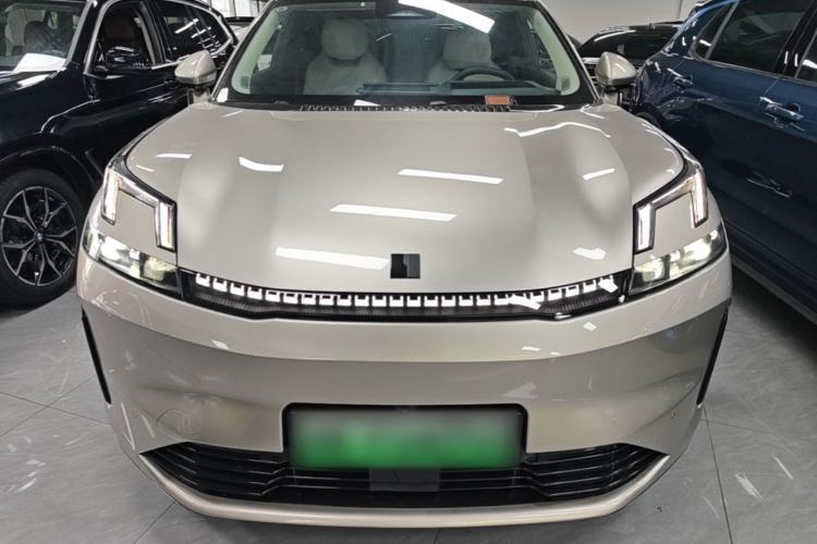 Used Lynk & Co 08 EM-P 2023 245km Ultra-Long Range Halo Front