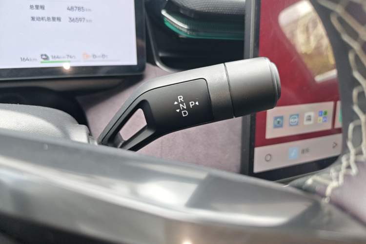 Used Lynk & Co 08 EM-P 2023 220 km Limited-Time Edition Gear Lever