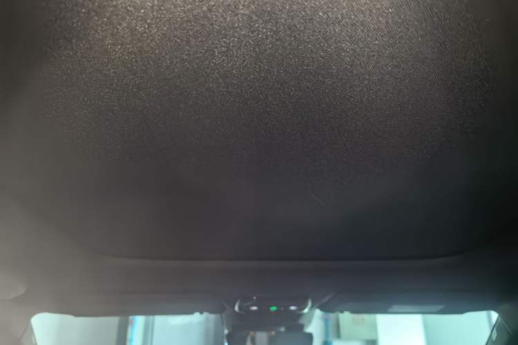 Used Lynk & Co 08 EM-P 2023 120km Long-Range Halo Headliner