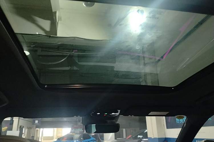 Used Lynk & Co 08 EM-P 2023 120km Long-Range Halo Headliner