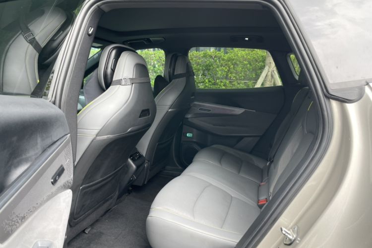 Used Lynk & Co 08 EM-P 2023 245km Ultra-Long Range Halo Interior 2